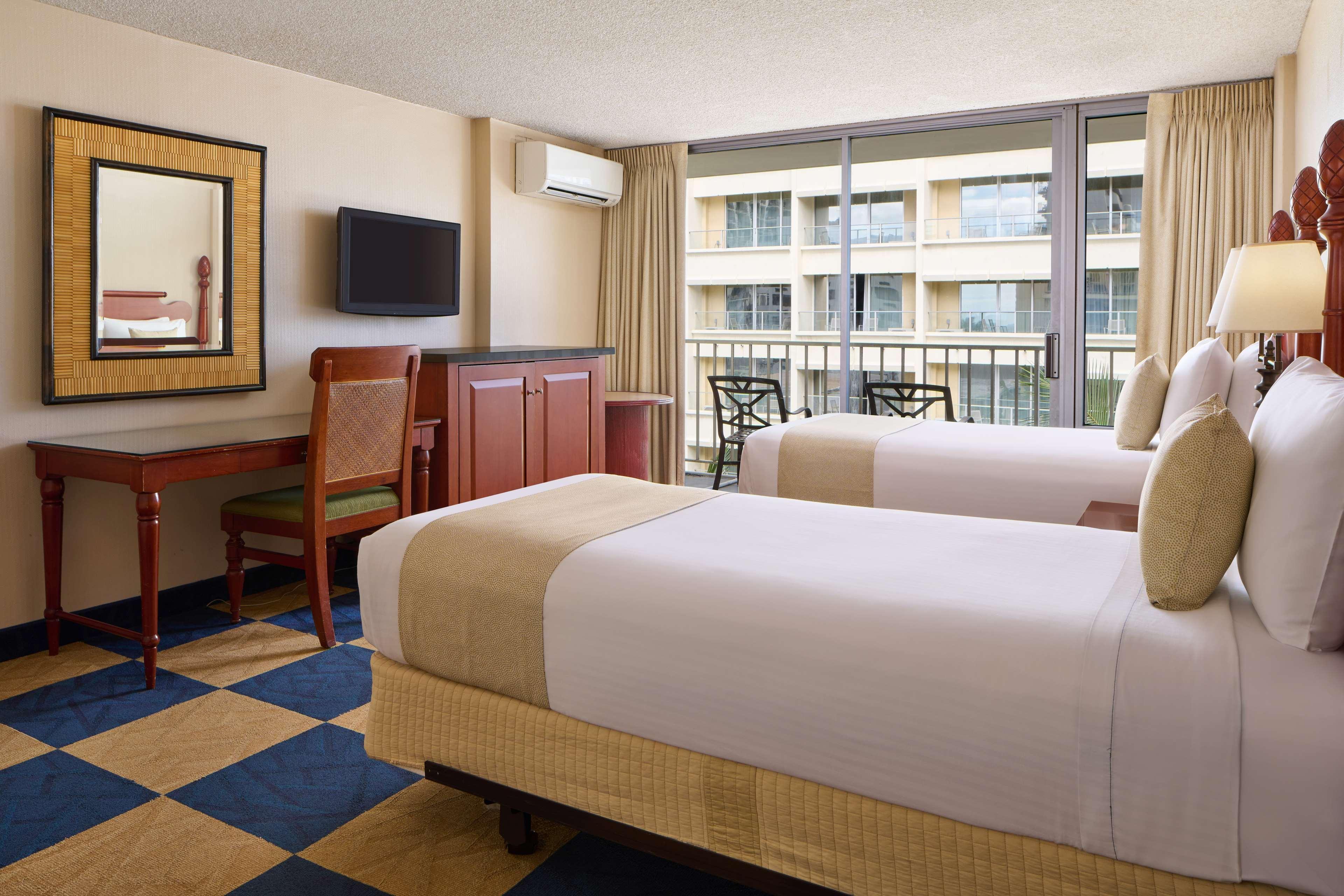 Ewa Hotel Waikiki Гонолулу Екстер'єр фото