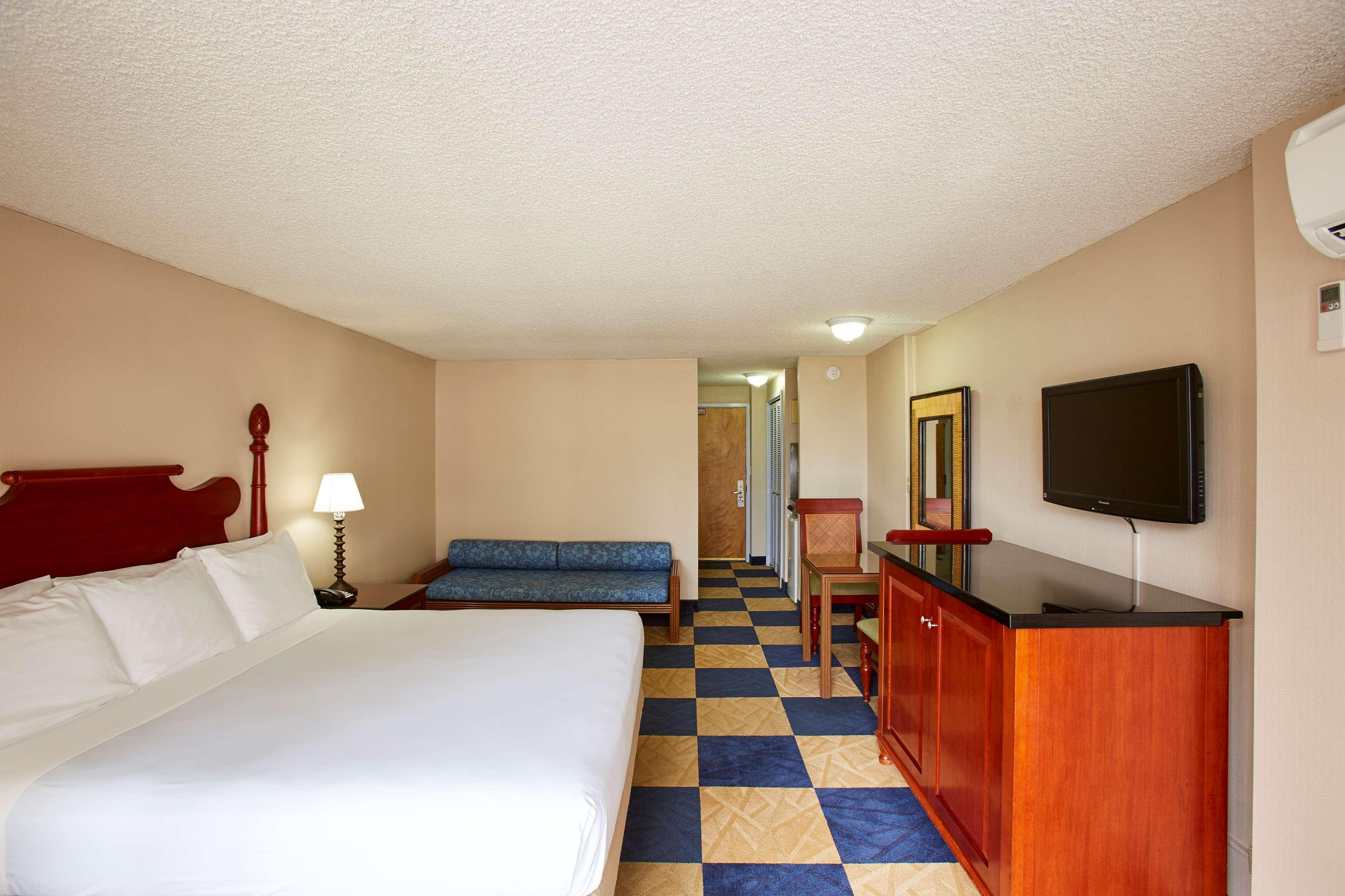 Ewa Hotel Waikiki Гонолулу Екстер'єр фото
