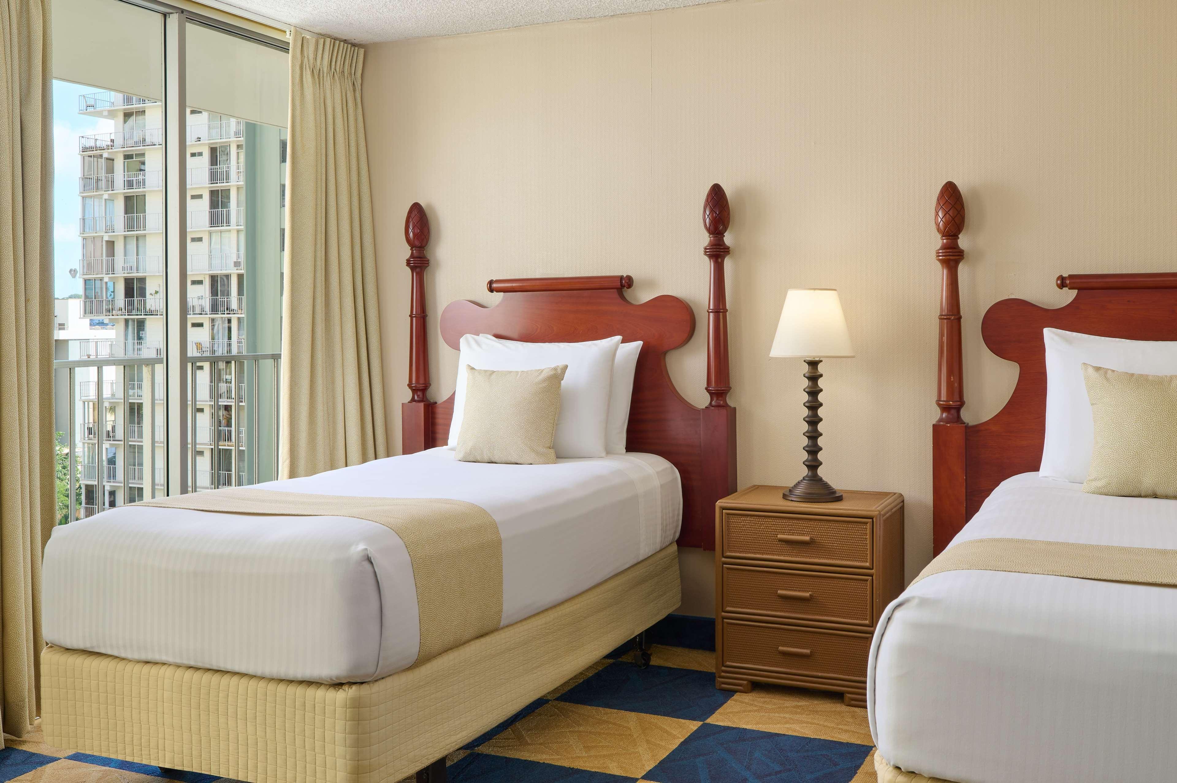 Ewa Hotel Waikiki Гонолулу Екстер'єр фото