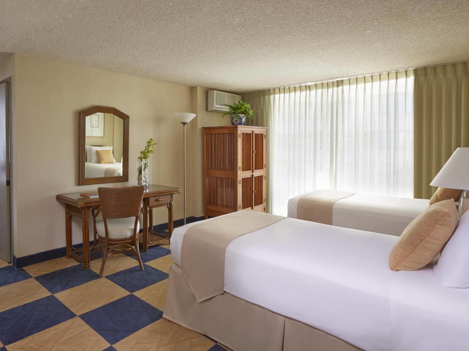 Ewa Hotel Waikiki Гонолулу Екстер'єр фото
