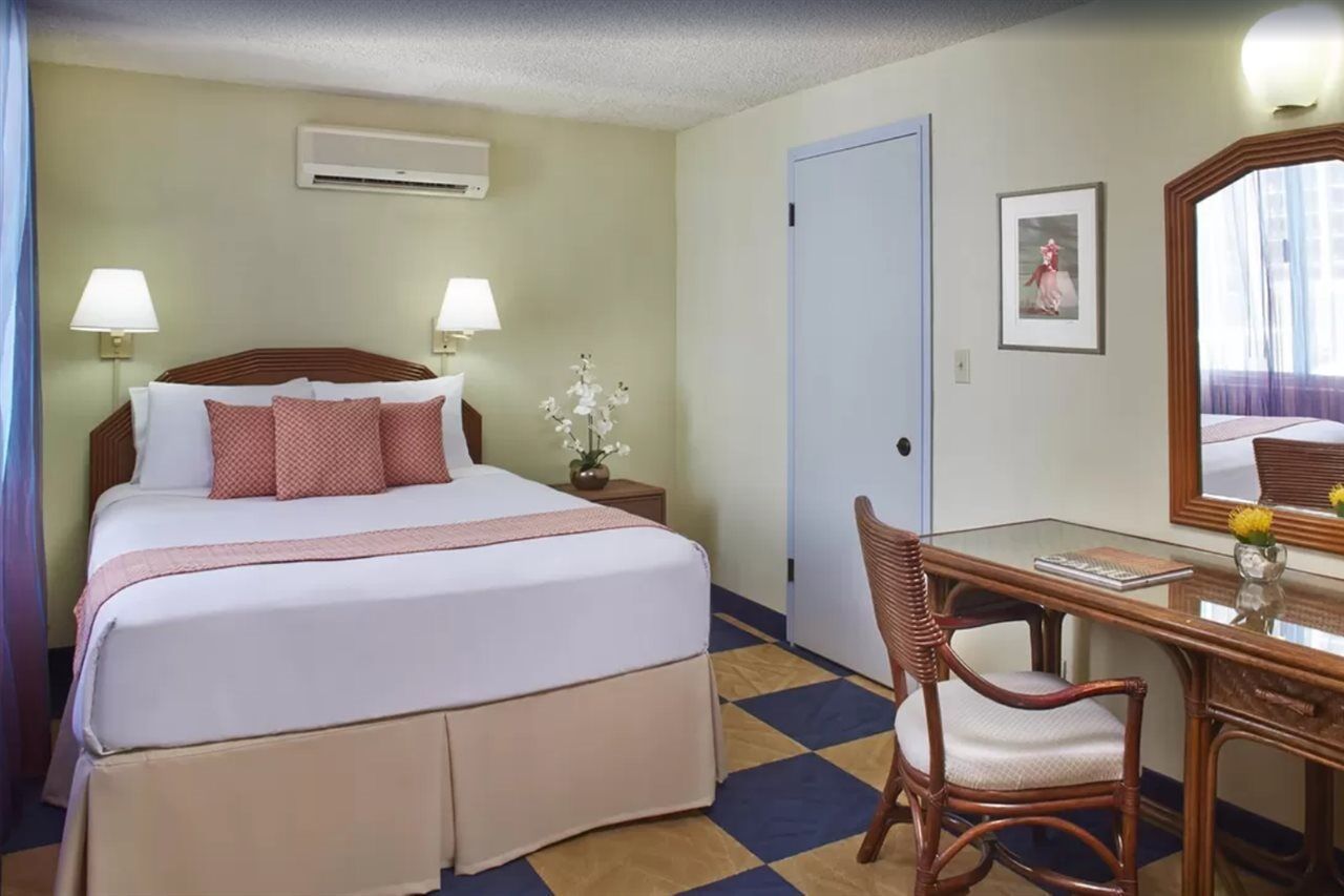 Ewa Hotel Waikiki Гонолулу Екстер'єр фото